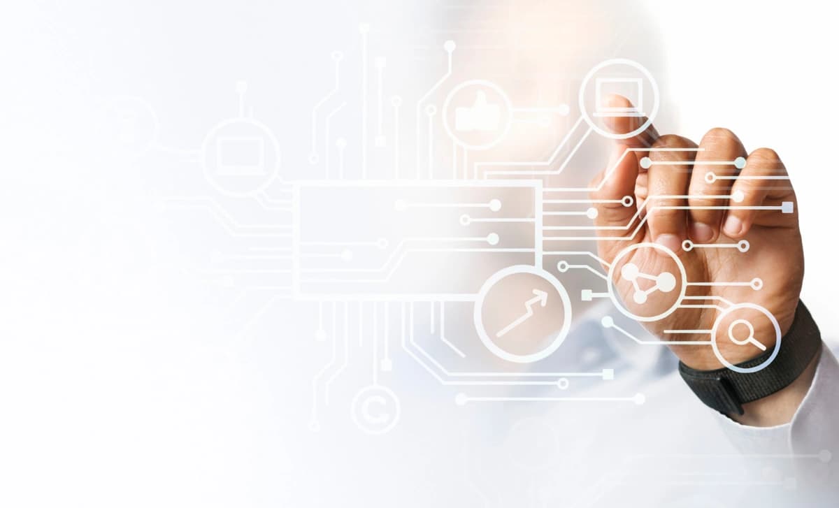 The_difference_between_ICT_and_IT